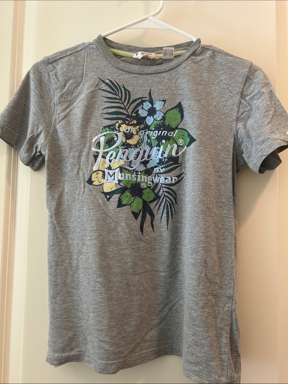 Original Penguin Gray Tee w/Blue, Green & Yellow Floral Tropical Graphic kids M